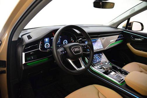 2025 Audi Q7 45 Premium Plus