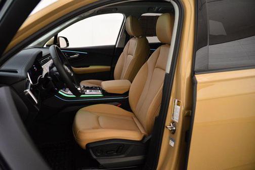 2025 Audi Q7 45 Premium Plus