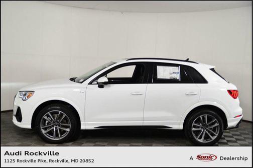 2025 Audi Q3 Premium 45 TFSI S line quattro Tiptronic