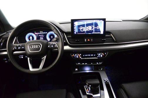 2025 Audi Q5 Premium 45 TFSI S line quattro