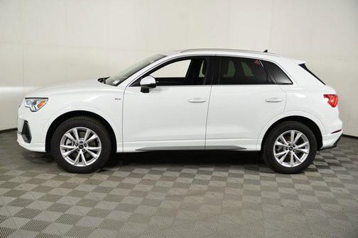 2024 Audi Q3 Premium 45 TFSI S line quattro Tiptronic