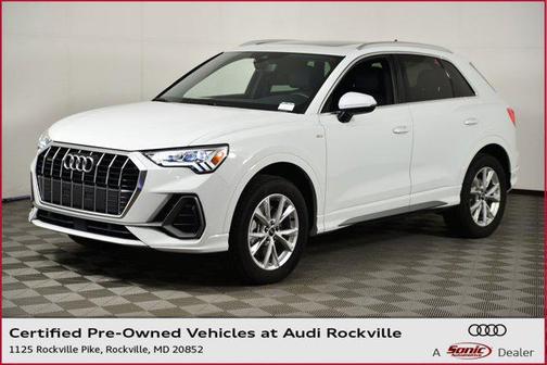 2024 Audi Q3 Premium 45 TFSI S line quattro Tiptronic