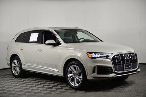 2022 Audi Q7 55 Premium Plus