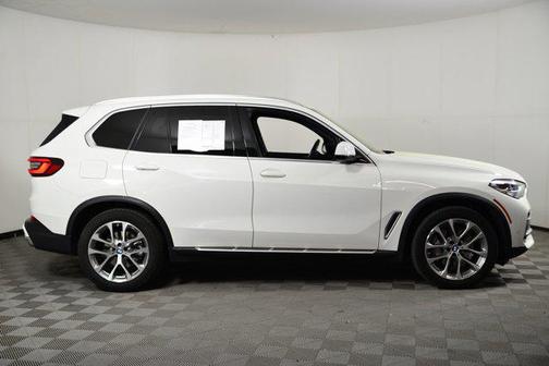2023 BMW X5 sDrive40i