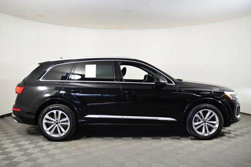 2025 Audi Q7 45 Premium
