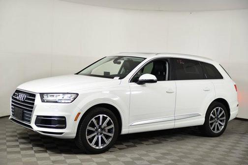 2019 Audi Q7 55 Premium Plus