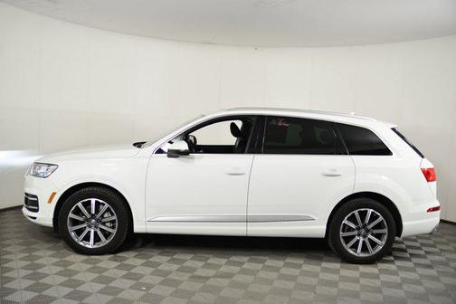 2019 Audi Q7 55 Premium Plus