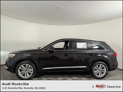 2025 Audi Q7 55 Premium