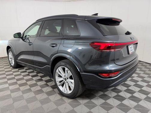 Manhattan Gray Metallic 2025 Audi Q6 e-tron Premium