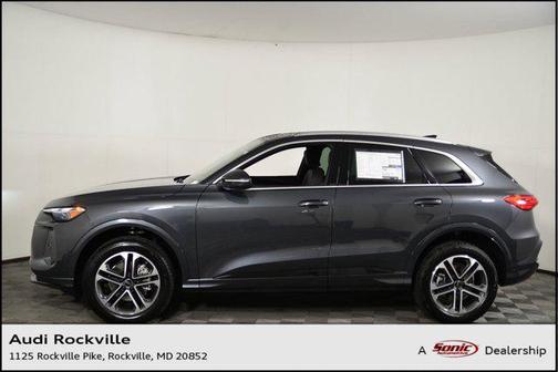 2025 Audi Q5 Premium