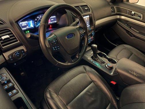 Gray 2016 Ford Explorer XLT