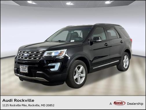 Gray 2016 Ford Explorer XLT