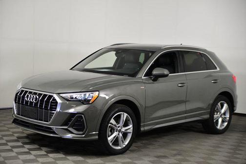 2022 Audi Q3 45 S line Premium