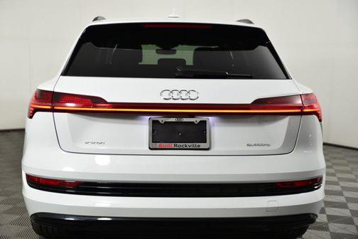 2022 Audi e-tron Premium