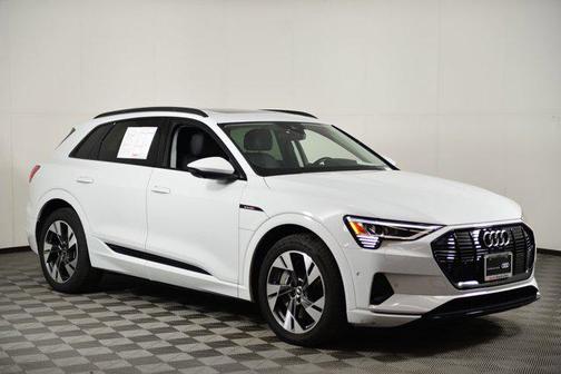 2022 Audi e-tron Premium