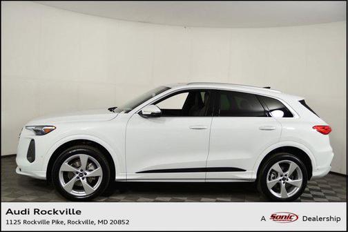 2025 Audi Q5 Premium Plus