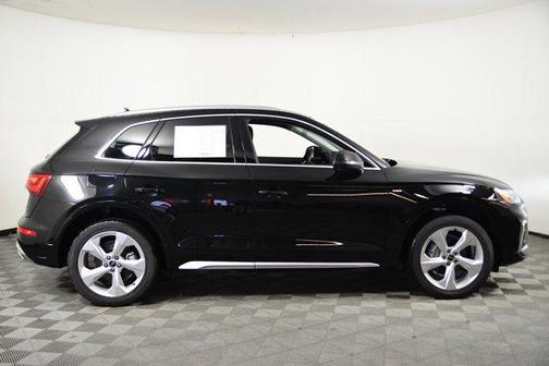 2025 Audi Q5 45 S line Premium Plus