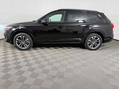 Black 2026 Audi Q7 45 Premium
