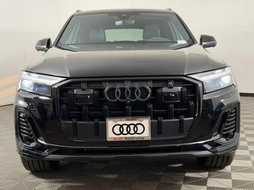 Black 2026 Audi Q7 45 Premium