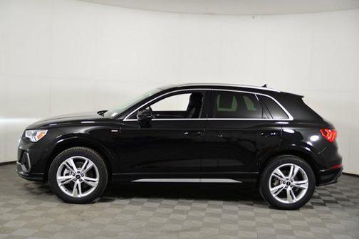 2024 Audi Q3 Premium 45 TFSI S line quattro Tiptronic