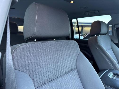 2018 Chevrolet Suburban LS