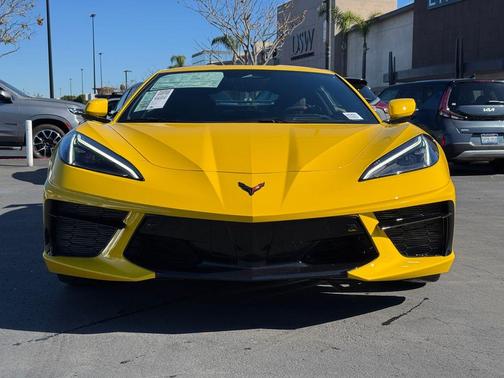 2026 Chevrolet Corvette Stingray w/2LT