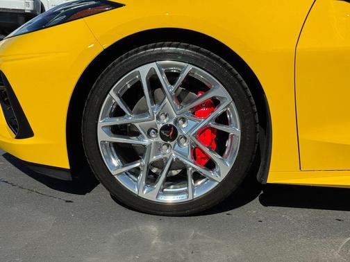 2026 Chevrolet Corvette Stingray w/2LT