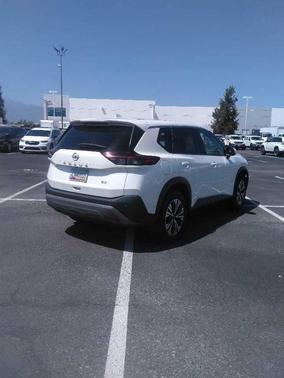 White 2023 Nissan Rogue SV