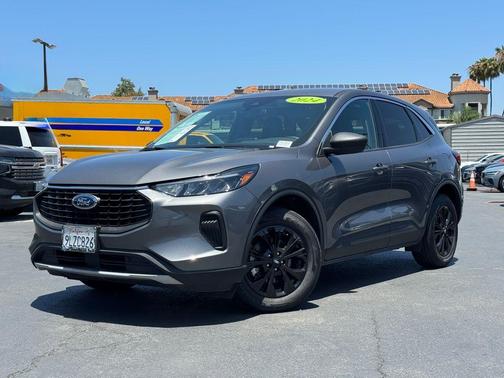 Carbonized Gray Metallic 2024 Ford Escape Active