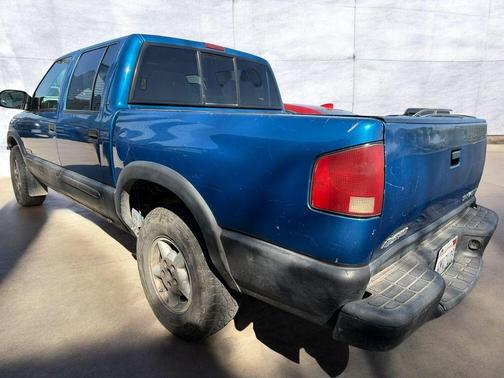 Space Blue Metallic 2001 Chevrolet S-10 LS