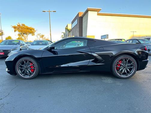 2026 Chevrolet Corvette Stingray w/1LT