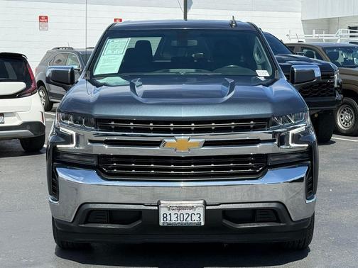 Shadow Gray Metallic 2021 Chevrolet Silverado 1500 LT