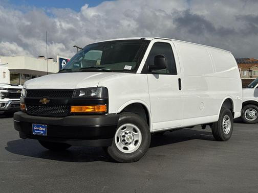 Summit White 2026 Chevrolet Express 2500 Work Van