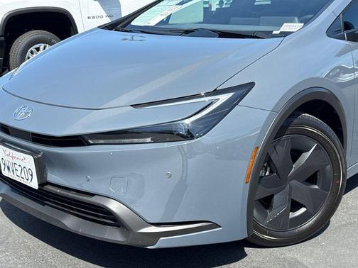 2026 Toyota Prius LE