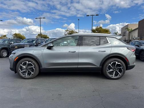 2026 Chevrolet Equinox EV LT 2