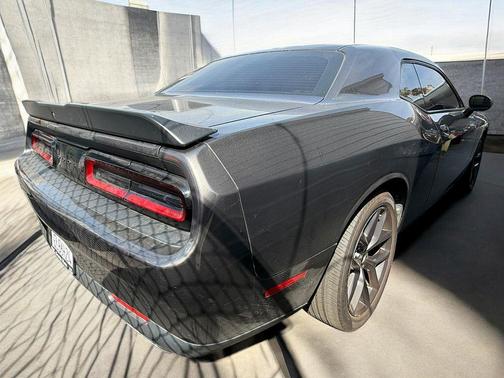 Granite Crystal Clearcoat Metallic 2020 Dodge Challenger SXT