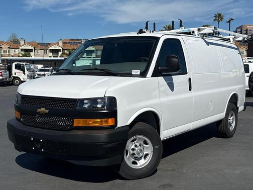 2025 Chevrolet Express 2500 Work Van