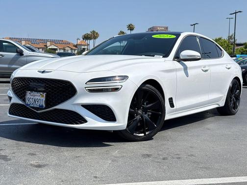 Uyuni White 2023 Genesis G70 2.0T