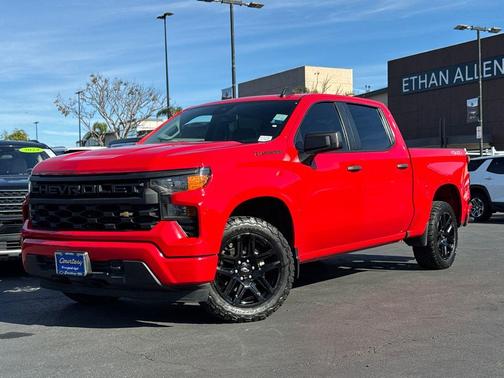 2022 Chevrolet Silverado 1500 Custom