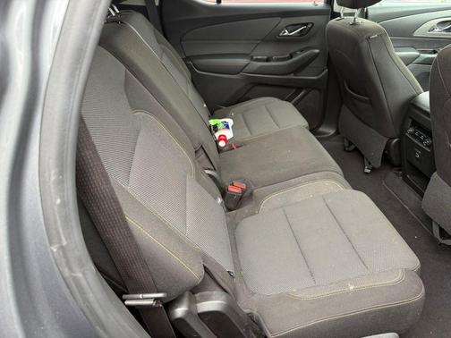 Satin Steel Metallic 2020 Chevrolet Traverse LS