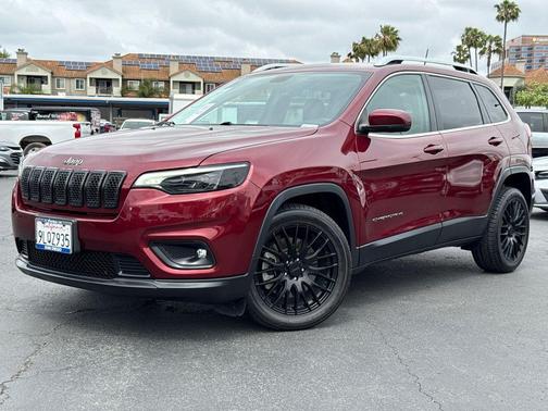 Velvet Red Pearlcoat 2019 Jeep Cherokee Latitude Plus