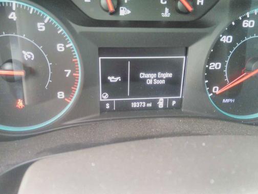 Summit White 2022 Chevrolet Malibu 1FL