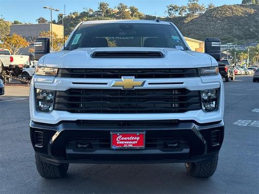 2026 Chevrolet Silverado 2500 Custom