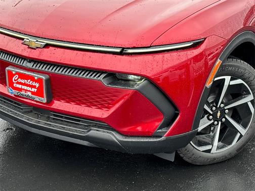 2026 Chevrolet Equinox EV LT 2