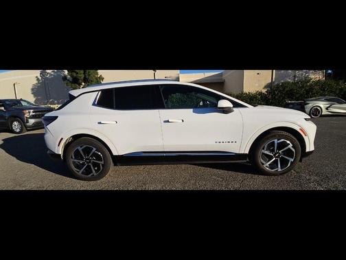 2025 Chevrolet Equinox EV LT