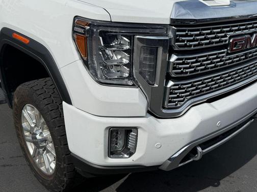 Summit White 2022 GMC Sierra 2500 Denali