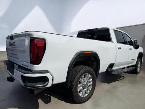 Summit White 2022 GMC Sierra 2500 Denali