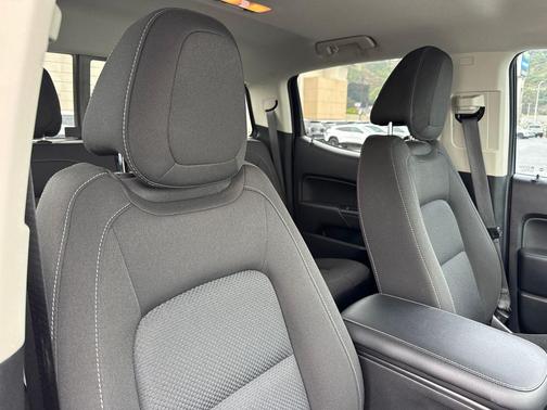 Pacific Blue Metallic 2019 Chevrolet Colorado LT
