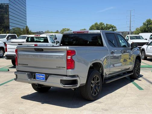 Sterling Gray Metallic 2026 Chevrolet Silverado 1500 Custom