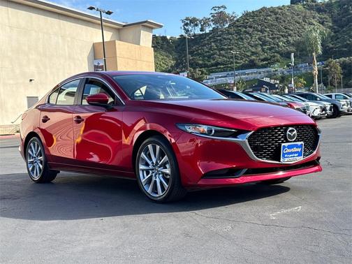 2025 Mazda Mazda3 FWD w/Preferred Package